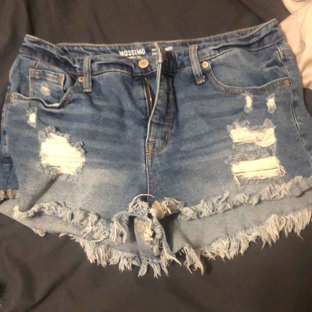 Distressed shorts